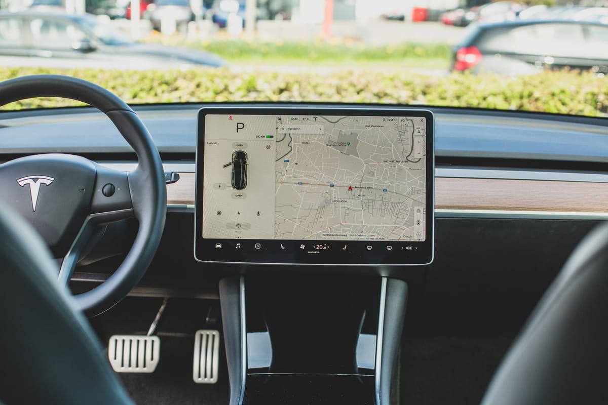 First 1,000 Miles Driving A Tesla Model 3 Long Range: Navigation